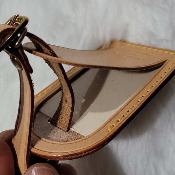 🤩 Louis Vuitton Name Tag Tan Leather  with Initials - Picture 11 of 16